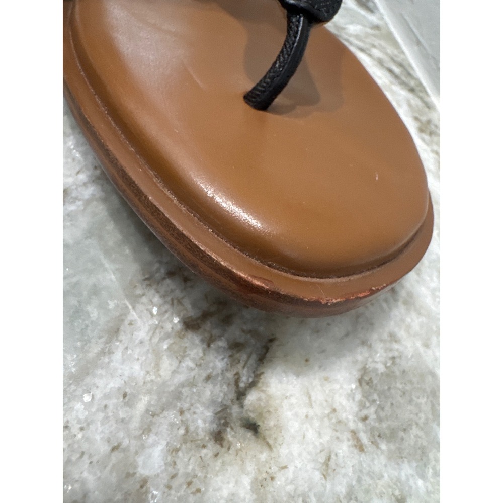 MICHAEL Michael Kors MK Plate thong sandals with a silver-tone logo plaque 8.5 - Picture 8 of 10